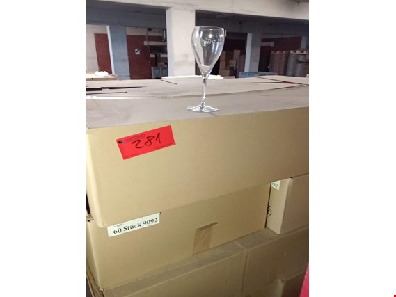 Lot of champagne glasses (Trading Premium) | NetBid ?eská republika