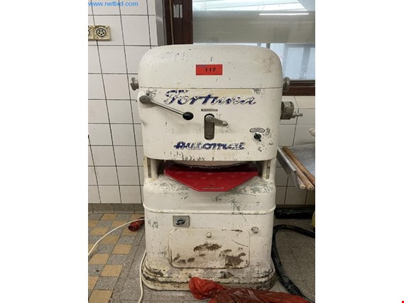 Fortuna Automat Brötchenformautomat gebraucht kaufen (Auction Premium) | NetBid Industrie-Auktionen