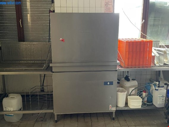 Used Hobart UXTH-GHN Hood-type industrial dishwasher for Sale (Auction Premium) | NetBid Industrial Auctions