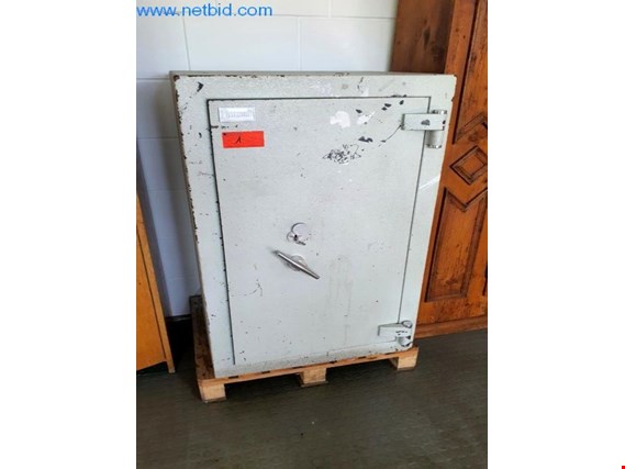 Used Ostertag Steel safe for Sale (Trading Premium) | NetBid Slovenija