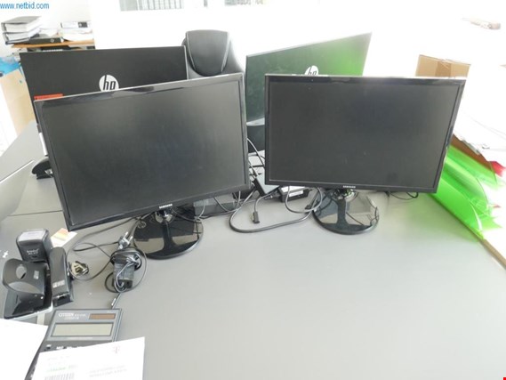 Used Samsung S22F350FH 2 22" monitors for Sale (Trading Premium) | NetBid Industrial Auctions