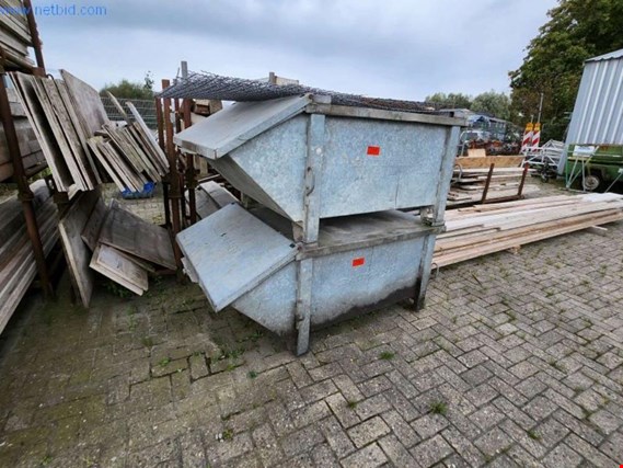 Used Baumann 2 Stacking bucket for Sale (Auction Premium) | NetBid Industrial Auctions