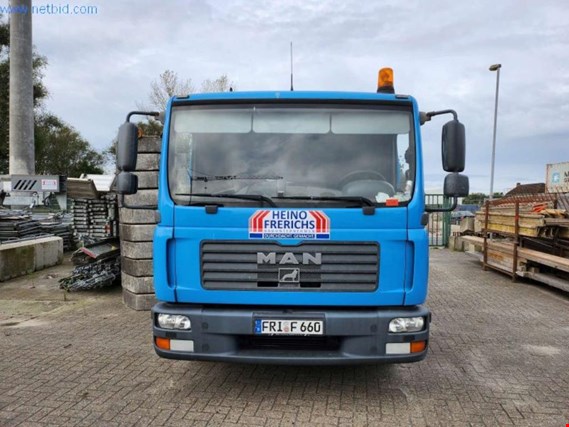 Used MAN TGL 12.240 Truck for Sale (Auction Premium) | NetBid Industrial Auctions