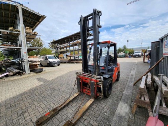 Used Toyota Tonero 35 02-8FDJF35 Diesel Forklift for Sale (Auction Premium) | NetBid Industrial Auctions