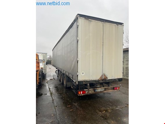 Used Kögel SNCO 24 Three-axle semi-trailer (surcharge subject to change) for Sale (Trading Premium) | NetBid Industrial Auctions
