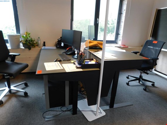 2 Desks kupisz używany(ą) (Trading Premium) | NetBid Polska