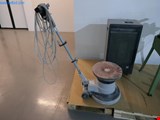 Single disc floor grinder