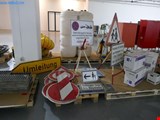 1 Posten Traffic signs/safety signs