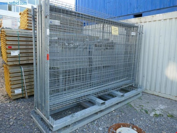 Used 16 Construction fence panels for Sale (Auction Premium) | NetBid Industrial Auctions