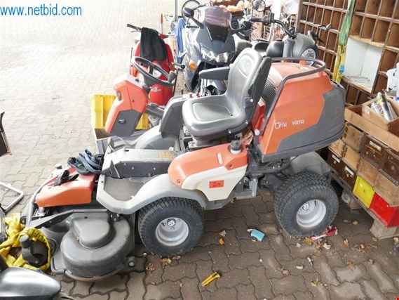 Used Husqvarna P524 Riding lawn mower for Sale (Auction Premium) | NetBid Industrial Auctions