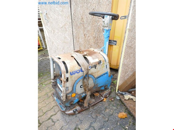 Used Weber CR 6 Vibratory plate for Sale (Auction Premium) | NetBid Industrial Auctions