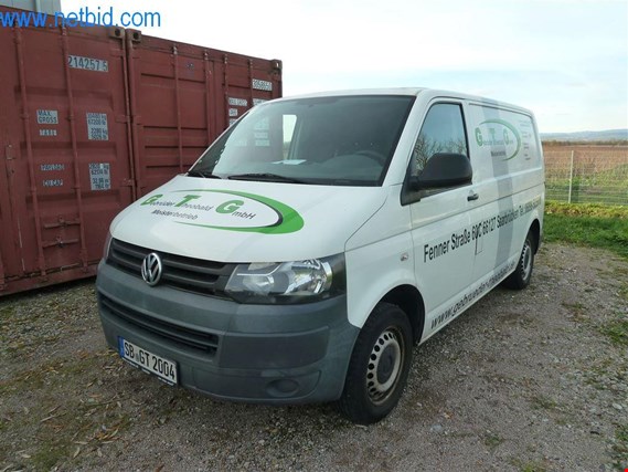 Used VW Caravelle Transporter for Sale (Auction Premium) | NetBid Industrial Auctions
