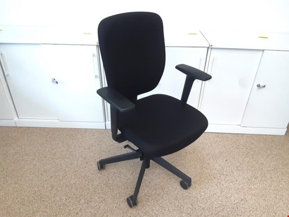 Used SENATOR Office swivel chair for Sale (Auction Standard) | NetBid Industrial Auctions