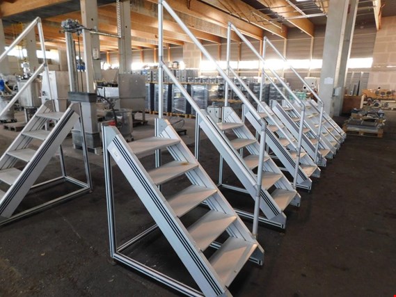 Scaffold stairs/platform stairs gebruikt kopen (Auction Premium) | NetBid industriële Veilingen