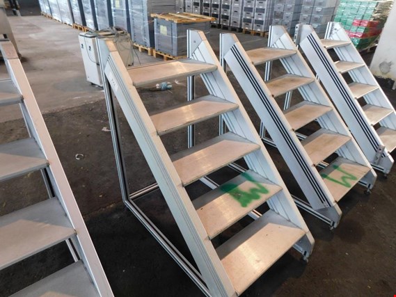 Scaffolding stairs/platform stairs gebruikt kopen (Auction Premium) | NetBid industriële Veilingen