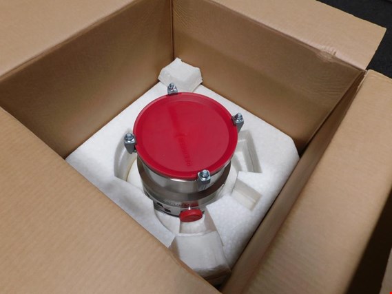Used Pfeiffer TMH1001 P, DN200 ISO-K Turbo molecular vacuum pump for Sale (Auction Premium) | NetBid Industrial Auctions