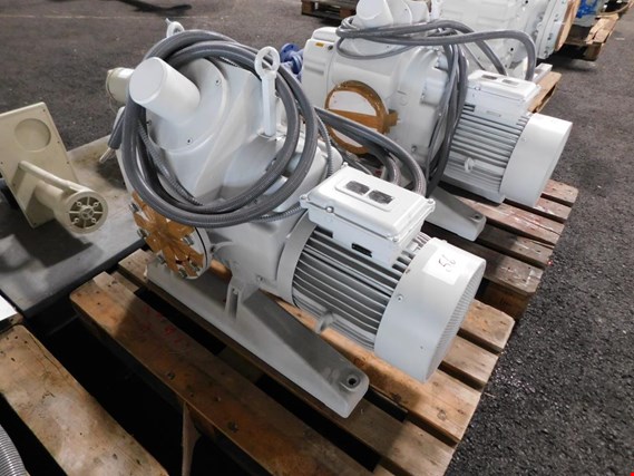 Used Oerlikon WSU 2001 Vacuum pump for Sale (Auction Premium) | NetBid Industrial Auctions