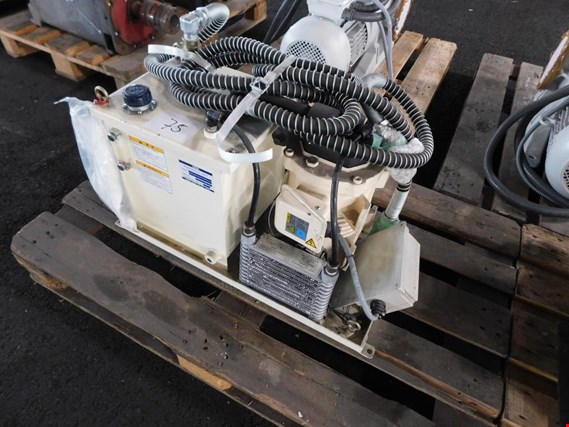Yukeu Kogyo YP22-B-2-2 2-22 Hydraulic pump gebruikt kopen (Auction Premium) | NetBid industriële Veilingen