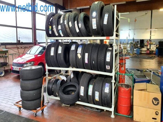 Reifenlagerregal gebraucht kaufen (Auction Premium) | NetBid Industrie-Auktionen