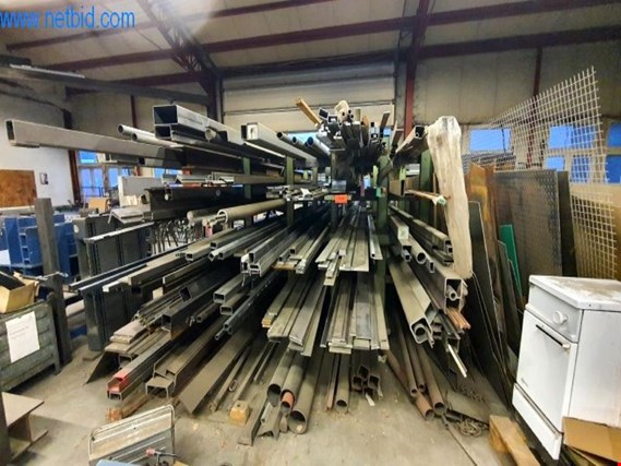 Used 1 Posten Material store for Sale (Trading Premium) | NetBid Industrial Auctions