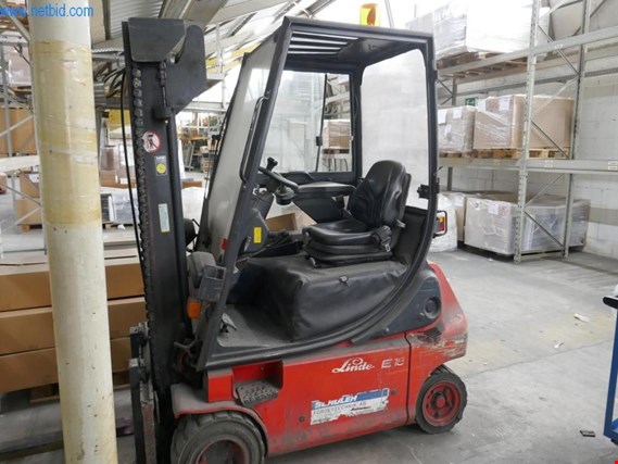 Used Linde E18P-02 Electric forklift truck for Sale (Auction Premium) | NetBid Industrial Auctions