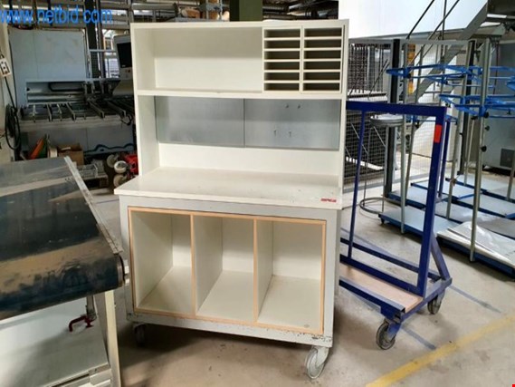 Used Mobile work table for Sale (Trading Premium) | NetBid Industrial Auctions