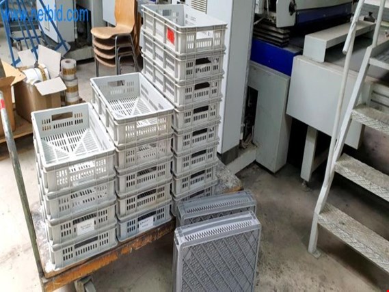 Used ca. 19 Kunststoffboxen for Sale (Online Auction) | NetBid Industrial Auctions