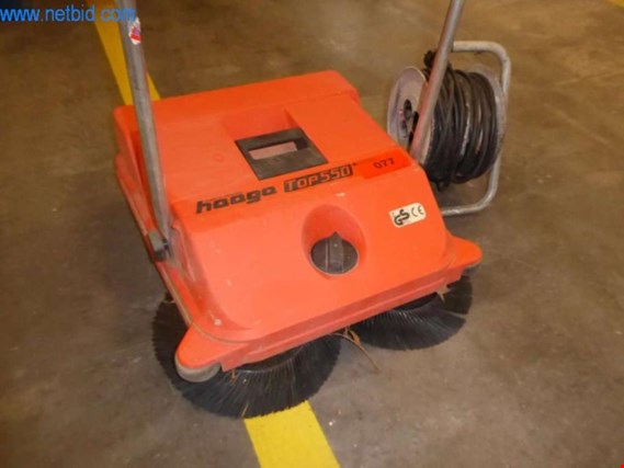 Used Haga Top 550 Sweeper for Sale (Auction Premium) | NetBid Industrial Auctions