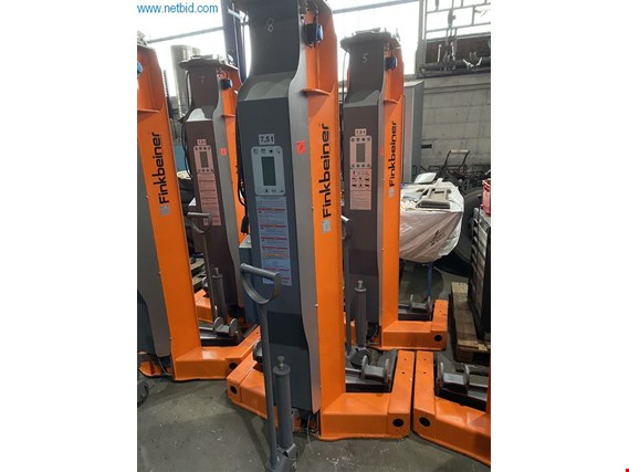 Used Finkbeiner Mobile wheel gripper lifting system for Sale (Auction Premium) | NetBid Industrial Auctions