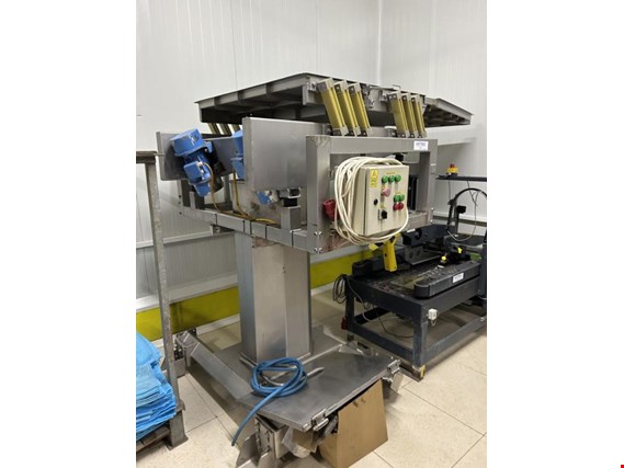 Used SUPERIOR TTI1700 Vibratory feeder for Sale (Auction Premium) | NetBid Industrial Auctions