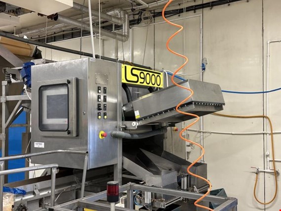Used Tomra LS9000 Machine for laser sorting of fruit and vegetables LS9000 double-sided for Sale (Auction Premium) | NetBid Industrial Auctions