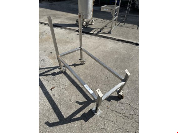 Used Stainless steel mobile trolley on wheels for Sale (Auction Premium) | NetBid Industrial Auctions
