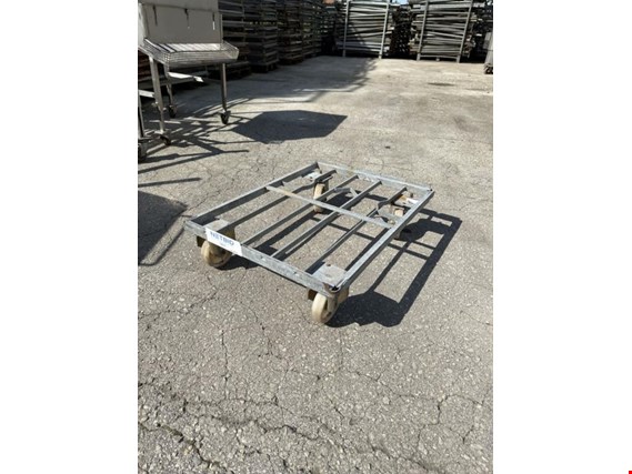 Used 12 Galvanized metal mobile platform on wheels for Sale (Auction Premium) | NetBid Industrial Auctions