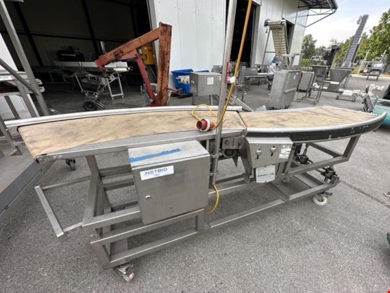 Used Conveyor belt with angle for Sale (Auction Premium) | NetBid Industrial Auctions