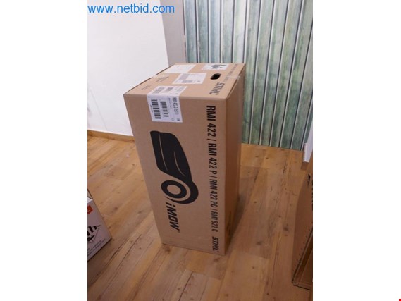 Stihl iMOW RMI 422.2 Robotická sekačka (Auction Premium) | NetBid ?eská republika