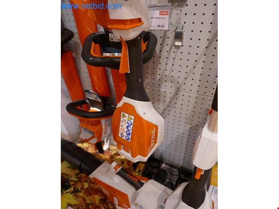 Used Stihl HLA 56 Cordless pole pruner for Sale (Trading Premium) | NetBid Industrial Auctions