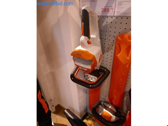 Stihl HSA 50.0 Set Akumulatorowe nożyce do żywopłotu kupisz używany(ą) (Trading Premium) | NetBid Polska
