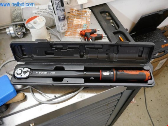 Used Sonic 1/2" Torque wrench for Sale (Auction Premium) | NetBid Industrial Auctions