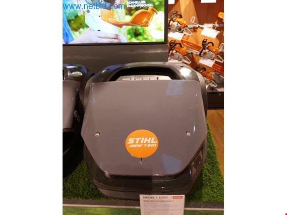 Used Stihl iMOW 7 EVO Robot mower for Sale (Auction Premium) | NetBid Industrial Auctions