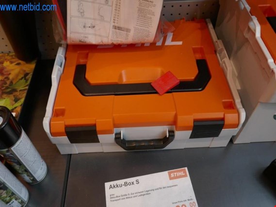 Stihl Akku-Box gebraucht kaufen (Auction Premium) | NetBid Industrie-Auktionen