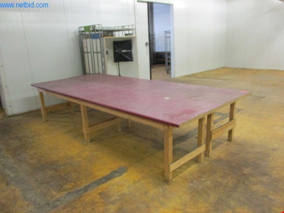 Used 2 Work tables - surcharge subject to reservation for Sale (Trading Premium) | NetBid Industrial Auctions