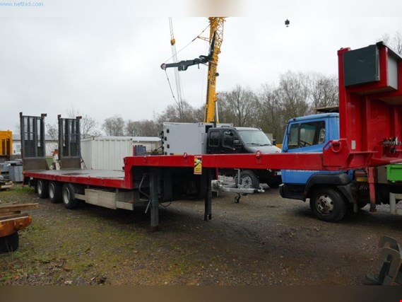 Used Schmitz Cargobull SPR 24 Gooseneck semi-trailer for Sale (Auction Premium) | NetBid Industrial Auctions