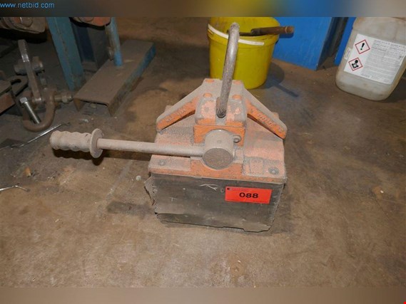 Used Pfeil Lifting magnet for Sale (Auction Premium) | NetBid Industrial Auctions