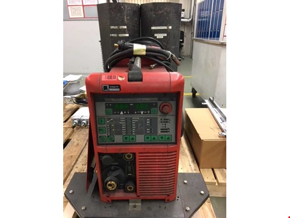 Used Fronius TPS2700 (TansPulsSynergic) Schutzgasschweissgerät Fronius TPS 2700 (TransPulsSynergic) for Sale (Trading Premium) | NetBid Industrial Auctions