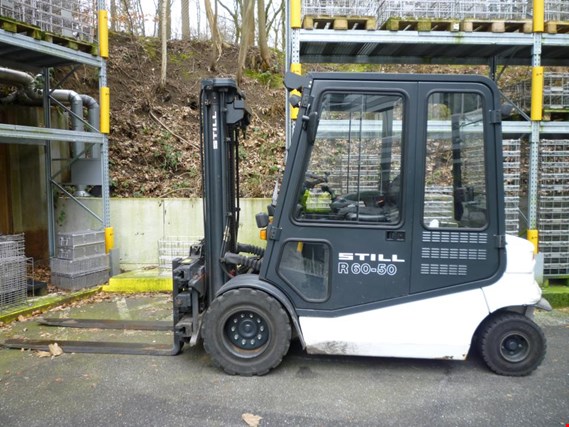 Used Still R60-50 Electric four-wheel truck for Sale (Trading Standard) | NetBid Industrial Auctions