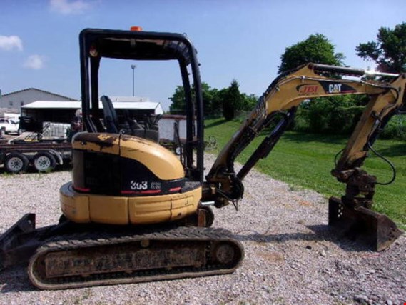 Used Caterpillar 303 CR 2005 CATERPILLAR 303CR for Sale (Auction Standard) | NetBid Industrial Auctions