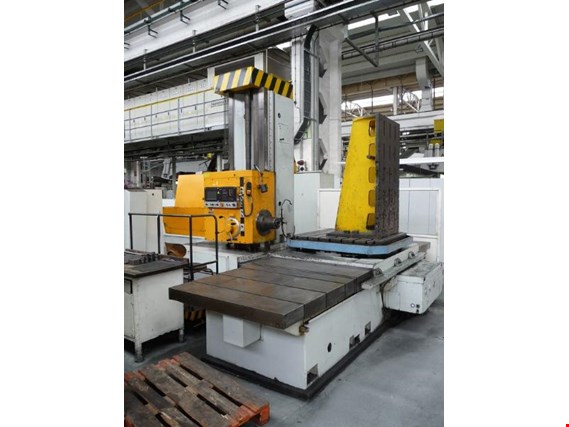 Used TOS WHN 11 horizontal jig-boring machine for Sale (Auction Premium) | NetBid Industrial Auctions