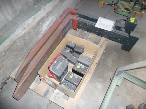 Used Wagge f. Gabelstapler for Sale (Auction Premium) | NetBid Industrial Auctions