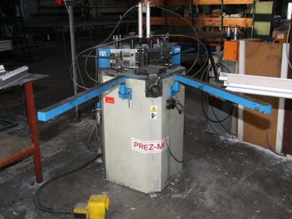Used Prez-Met 99/08 Corner crimping machine for Sale (Auction Premium) | NetBid Industrial Auctions