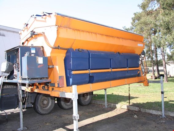 Used Schmidt Stratos B90 Spreader for Sale (Auction Premium) | NetBid Industrial Auctions